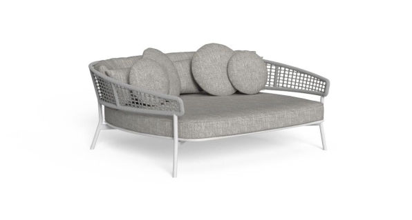 Moon // Alu Daybed